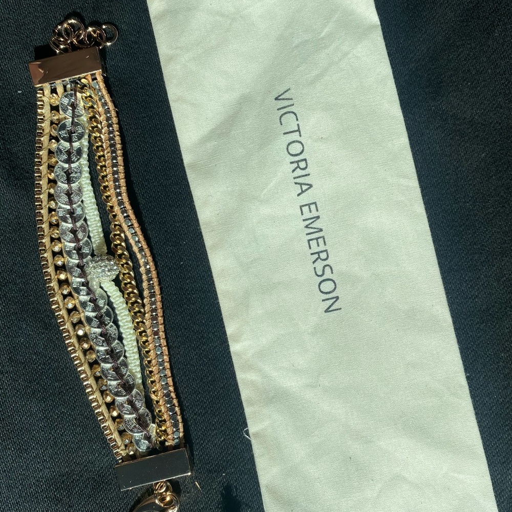 VE bracelet